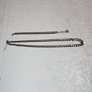 Necklace and bracelet set